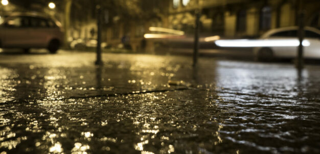 Blitzeis black ice night danger road