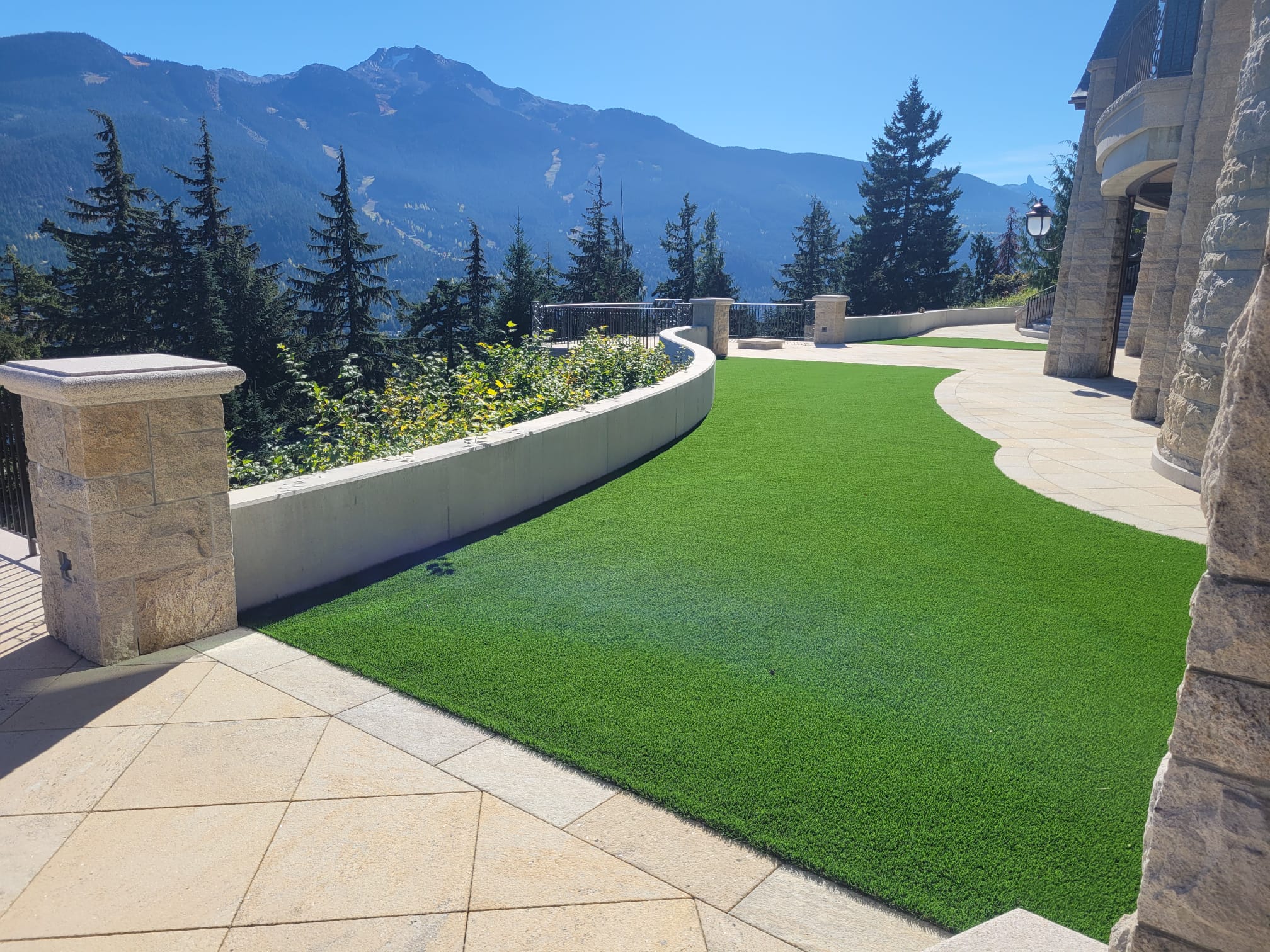 Synthetic Turf   Attractive and Versatile