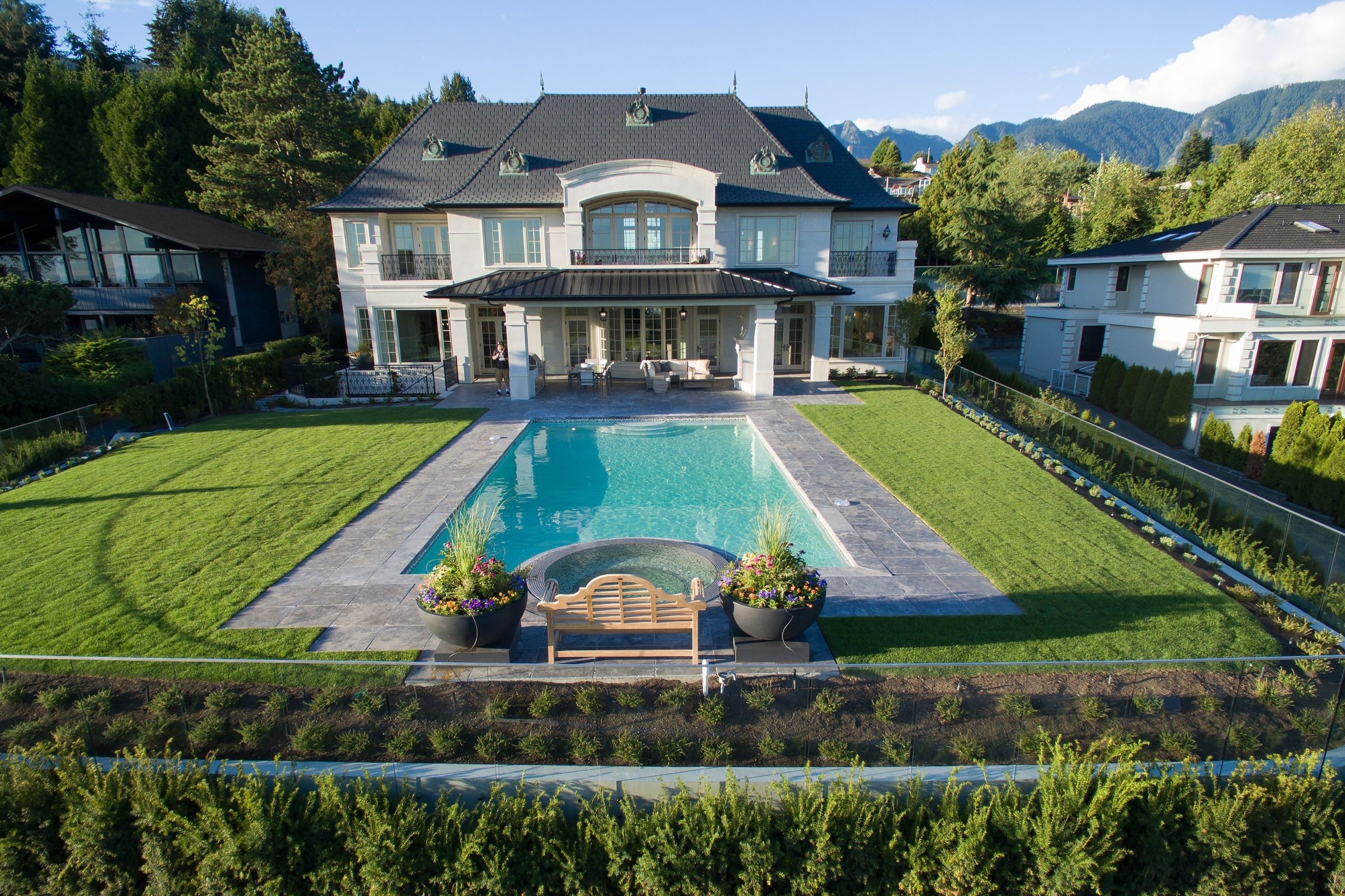 Luxury mansion with backyard pool and mountain view